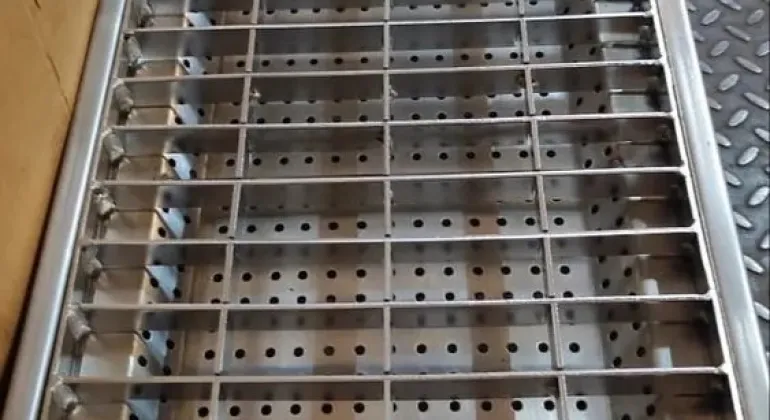 Pabrik Steel Grating Kota Pekalongan Jawa Tengah